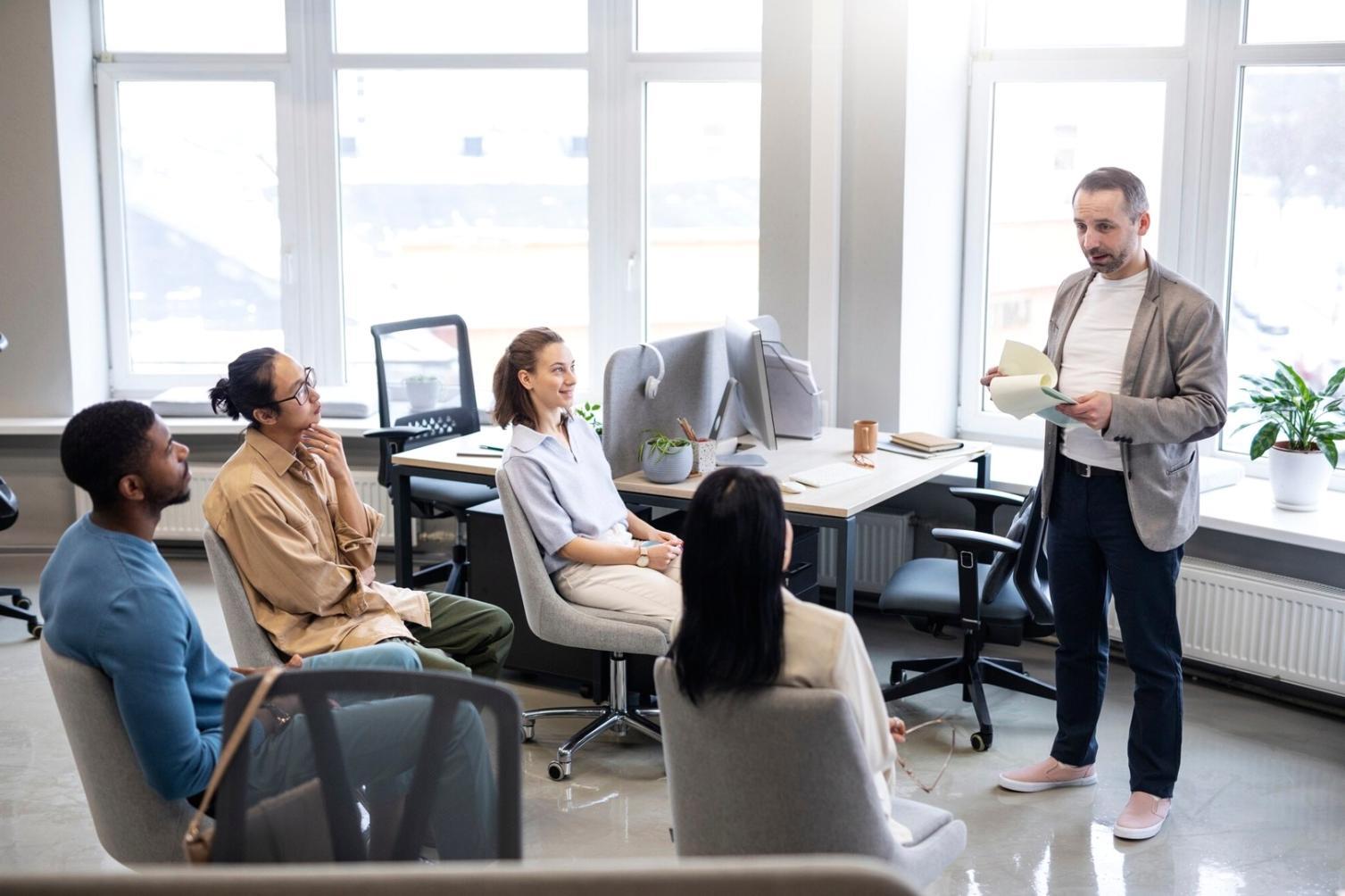 Metodología práctica de enseñanza financiera con casos reales